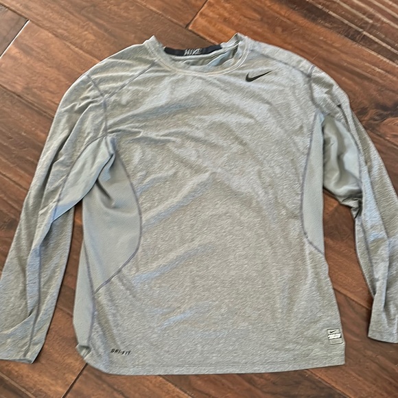 Nike Other - Nike Gray Long Sleeve Athletic Tee Sz L